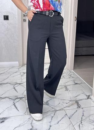 Женские брюки штаны классические повседневные черные прямые из костюмки барби с ремнем