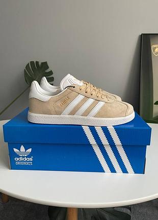 Женские кроссовки похожие на adidas gazelle beige
