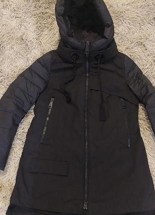 Женская зимняя куртка