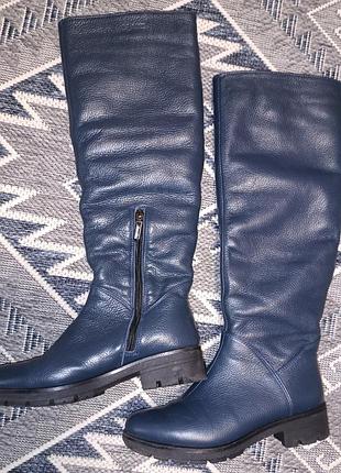 Продам сапоги кожаные зимние б / у 
в идеальном состоянии, размер 36, объем икры 38, высота на фото