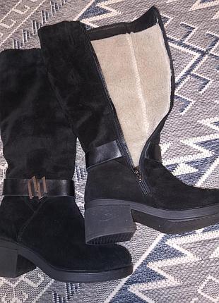 Продам сапоги замша зимние, б /у
 в идеальном состоянии, размер 36, объем голенища 38, высота на фото