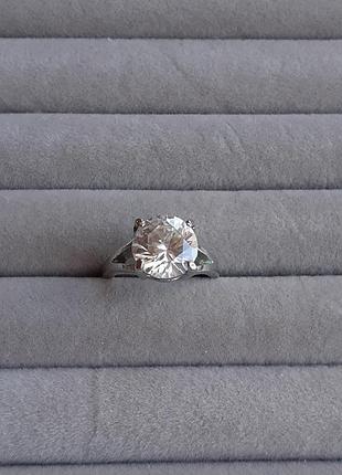 Кольцо с цирконием, бижутерия