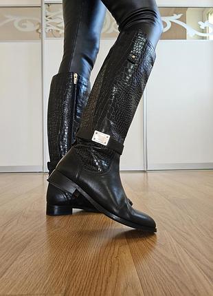Сапоги черные рептилий 38р