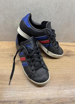 Кросівки adidas 36-37