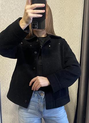 Пальто укорочене