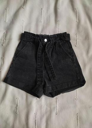 Шорти джинсові stradivarius розмір s-m