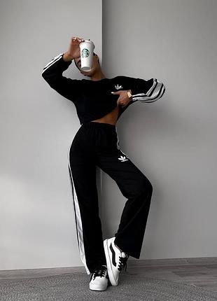 Спортивный костюм adidas