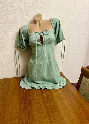 Гарна натуральна сукня boohoo