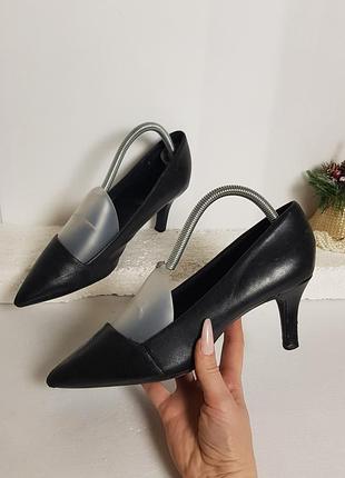 Элегантные мягкие кожаные туфельки 5th avenue 39