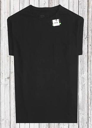 Котонова футболка у різних розмірах