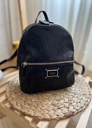 Стильний жіночий рюкзачок від guess (оригінал)