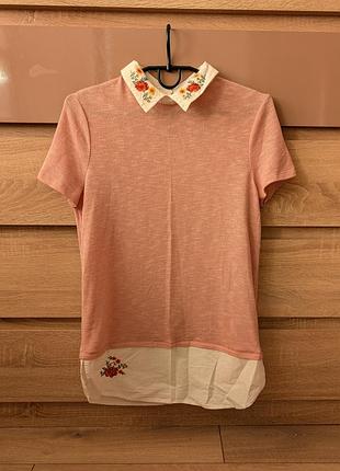 Блузка с вышивкой