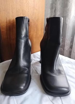 Полусапожки женские