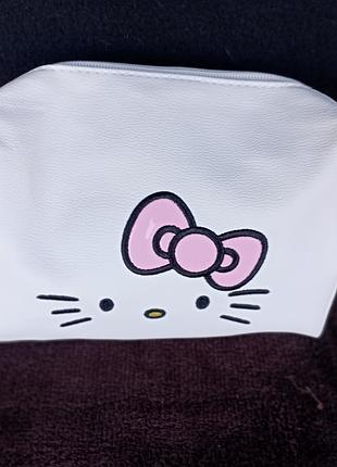 Косметичка женская, hello kitty