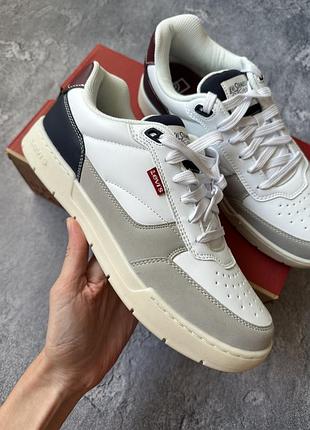 Кроссовки levi's оригинал 43 размер