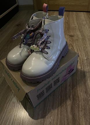 Ботинки для дівчинки