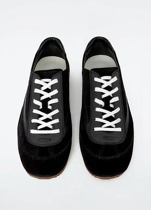 Кроссовки cos