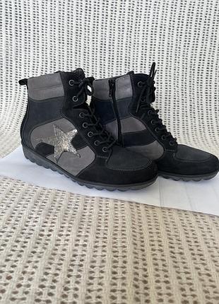 Черевики waldlaufer