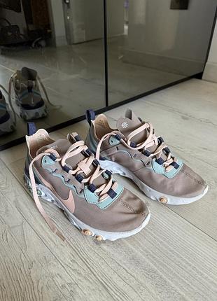 Кроссовки nike