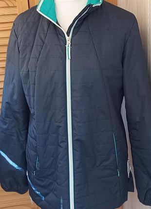 Жіноча куртка ,розмір 50-52 укр.