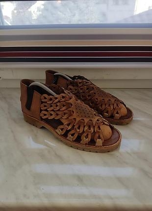 Кожаные босоножки – стиль и комфорт в каждой детали!размер 40