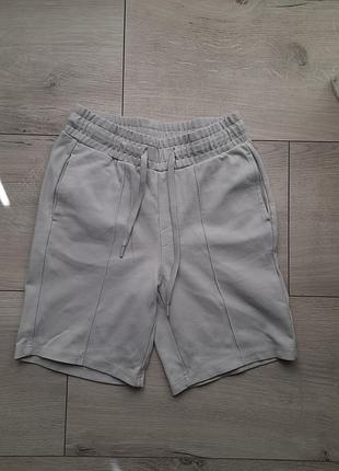 Шорти