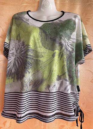 Блуза бренду capuccino, пог-57, поб-55, довжина-65