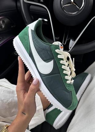 Женские кроссовки nike cortez green