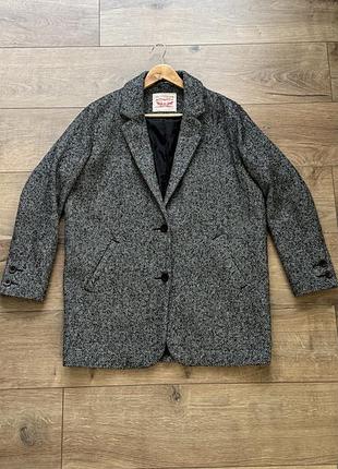 Жакет, пальто , піджак levi’s