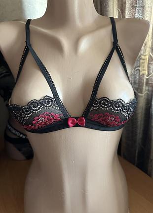 Бюстгальтер