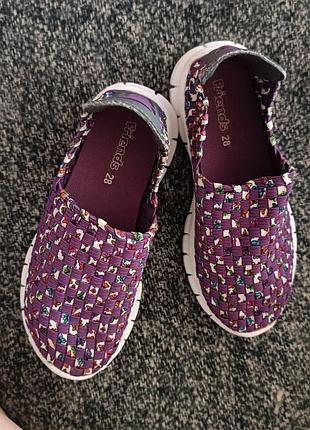 Дитячі кросівки