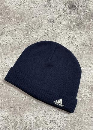 Чоловіча шапка adidas
