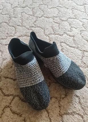 Летние кроссовки из тексиля