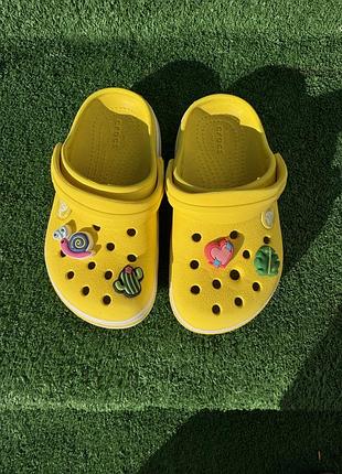 Crocs c9