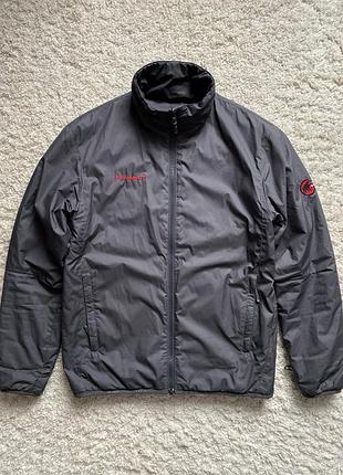 Женская куртка mammut