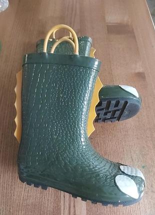 Резиновые сапоги