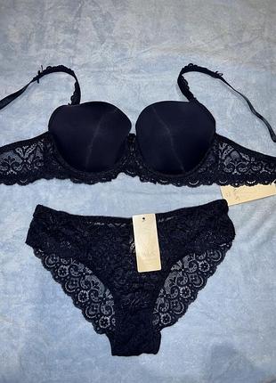 Ажурний комплект білизни