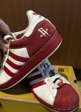Кросівки adidas оригінальні