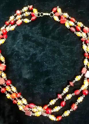 Скляне намисто в 3 нитки.