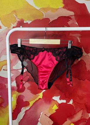 Червоні трусики ann summers c тримачами для панчох розмір 46