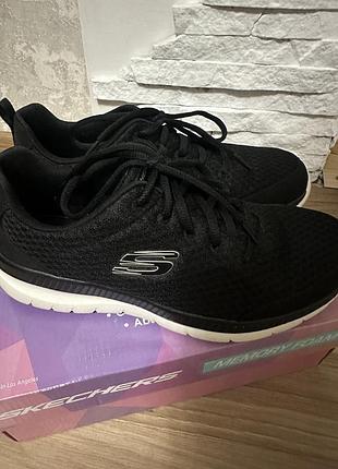 Кросівки 38-39