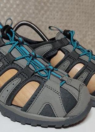 Тренинговые кроссовки сандалии босоножки ecco clarks keen hi-tec haraka 38р