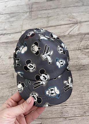 Кепка с мягким козырьком мики маус на 3-6 мес.