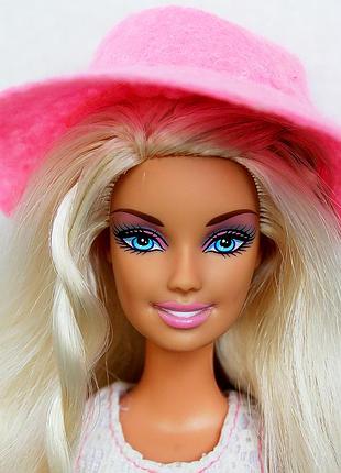 Шарнирная кукла барби модница