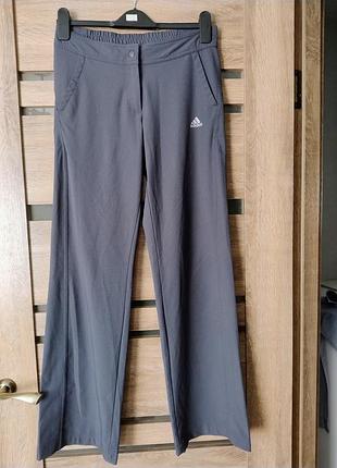 Спортивные штаны брюками adidas