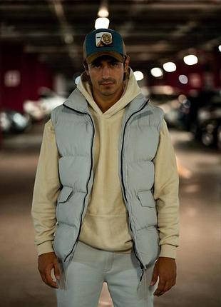 Мужская жилетка матовая плащевка синтепон