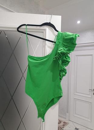 Красивое боди с оборкой zara