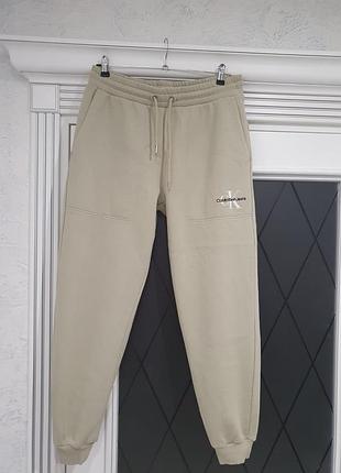Спортивные штаны на флисе calvin klein фисташковый цвет