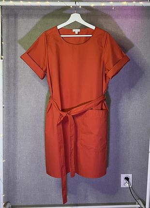 Платье с пояском