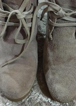 Замшеві ботильйони esprit